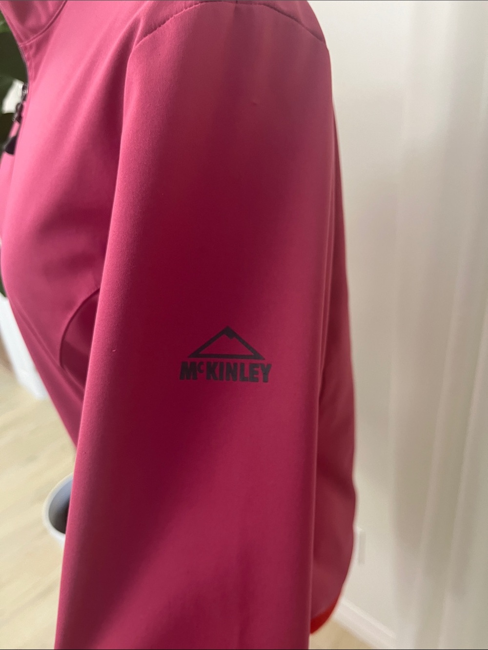 Women's Raspberry Softshell Jacket - McKinley - Picture 2 of 9